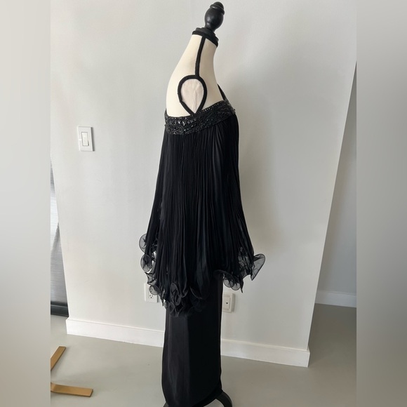 Marchesa Black Silk Gown - Picture 8 of 16